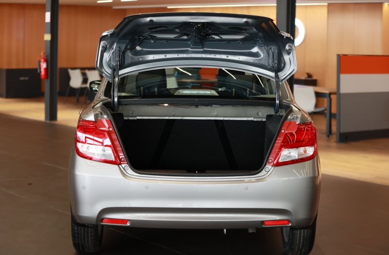 DZIRE 1.2L GLX AT FULL OPTION