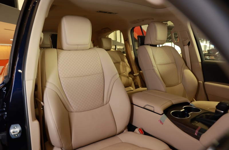 LANDCRUISER LC300 VXR 4.0L