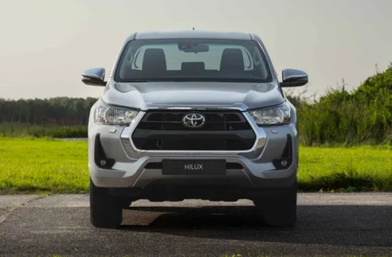 Hilux Cabine Dupla MT Básica