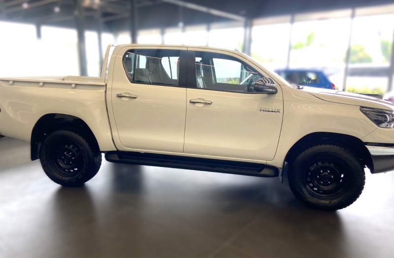 HILUX INTERMEDIA