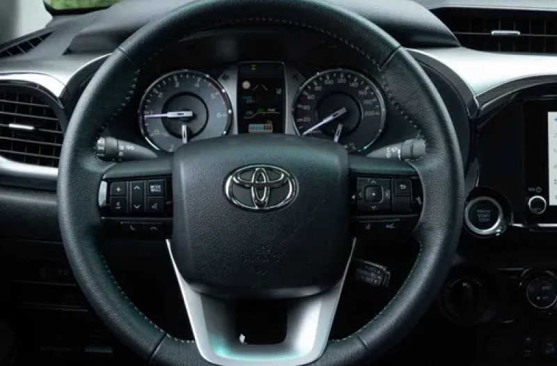 Hilux Cabine Dupla MT Básica