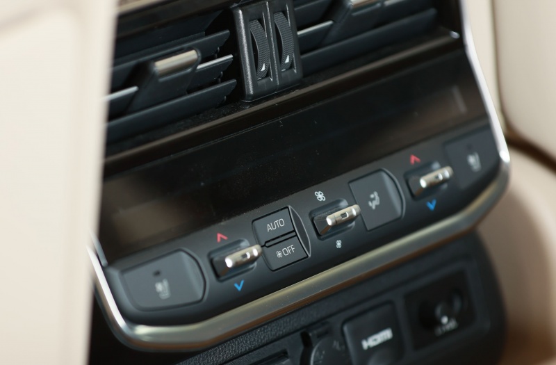 LANDCRUISER LC300 VXR 4.0L