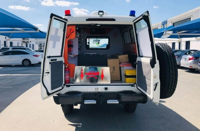 Landcruiser LC 78 Hardtop Ambulância